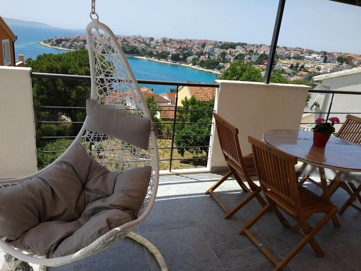 Sea View Apartment Trogir Buitenkant foto